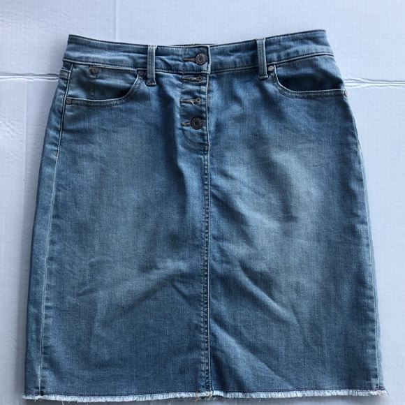 Talbots - Picture 3 of 13